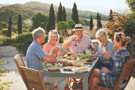 Europa_Italien_Essen_Freunde_Toskana